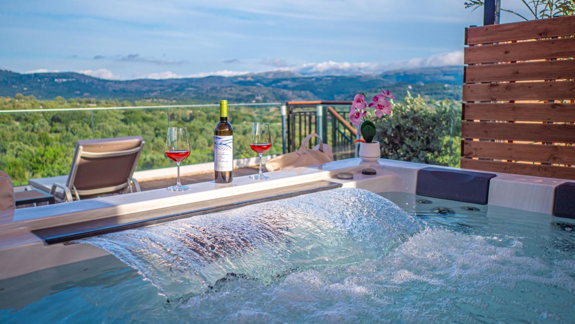 Villa Paris With Rooftop & Jacuzzi Valsamónero Extérieur photo